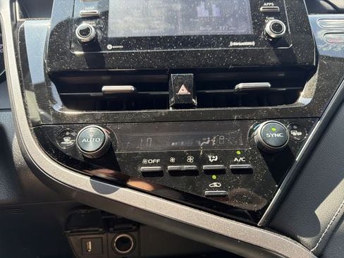 Used 2023 Toyota Camry SE FWD image 25