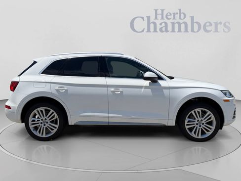 Used 2018 Audi Q5 Prestige w/ Prestige Package AWD/4WD image 5