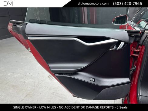 Used 2017 Tesla Model S 75 RWD image 27