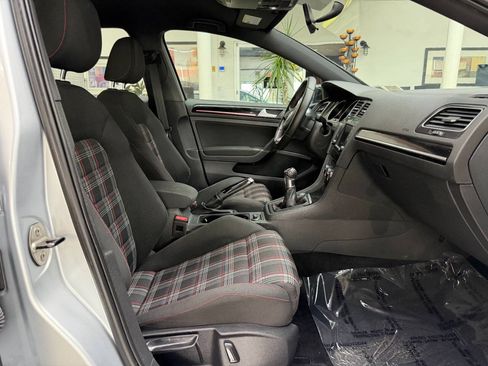 Used 2017 Volkswagen GTI Sport FWD image 18