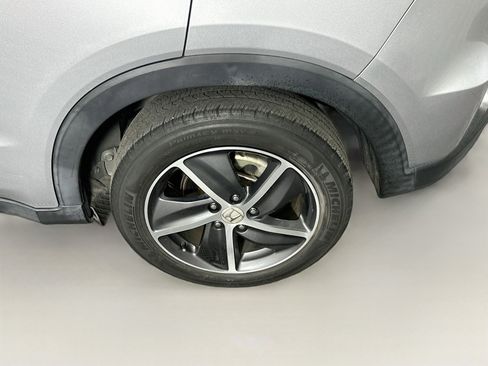 Used 2022 Honda HR-V EX image 11