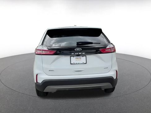 Used 2024 Ford Edge SEL image 12