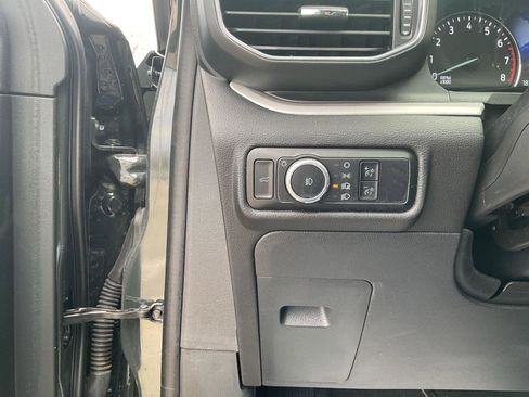 Used 2023 Ford Explorer XLT w/ Equipment Group 202A image 12