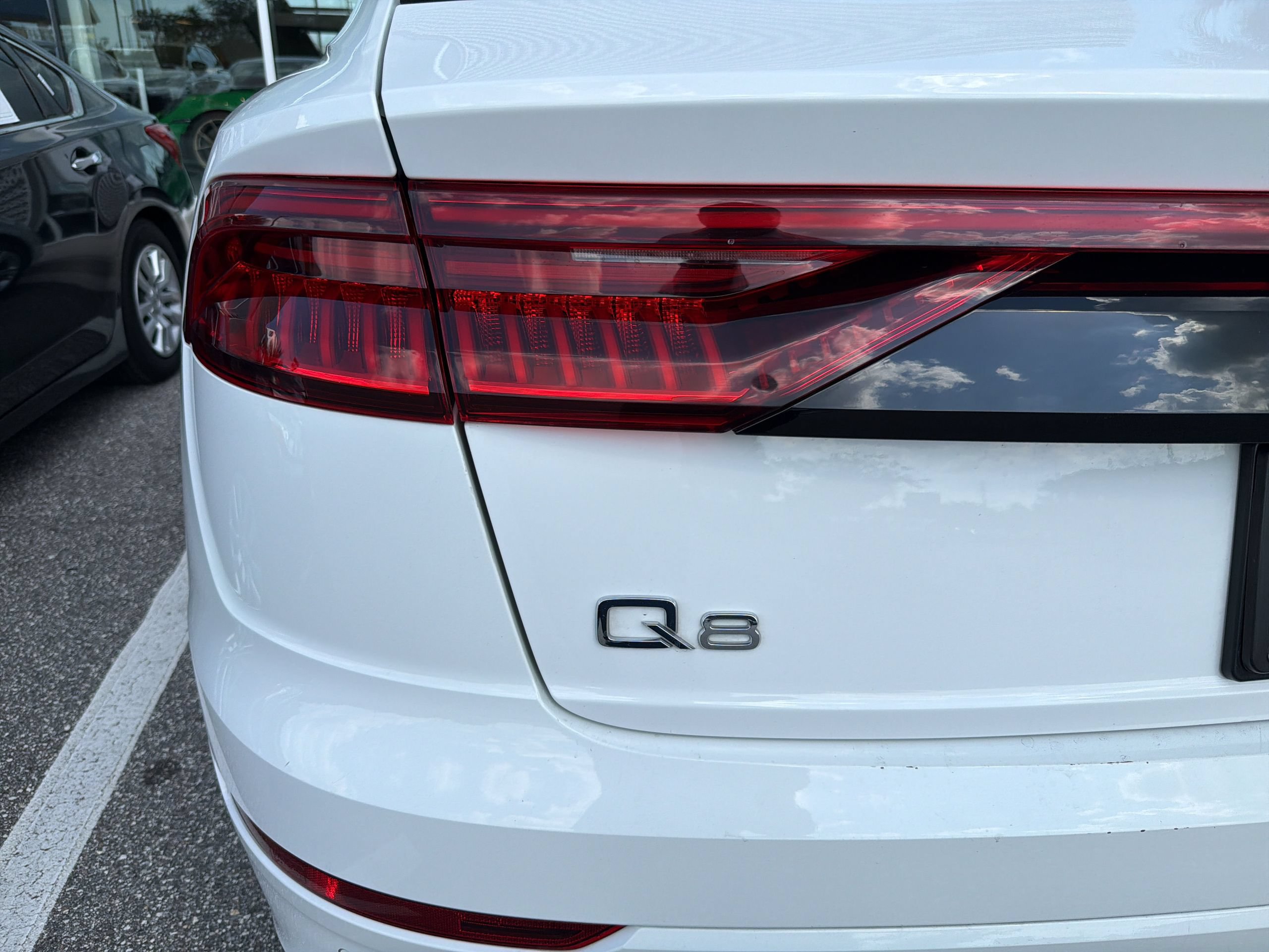 Certified 2022 Audi Q8 Premium AWD/4WD image 10