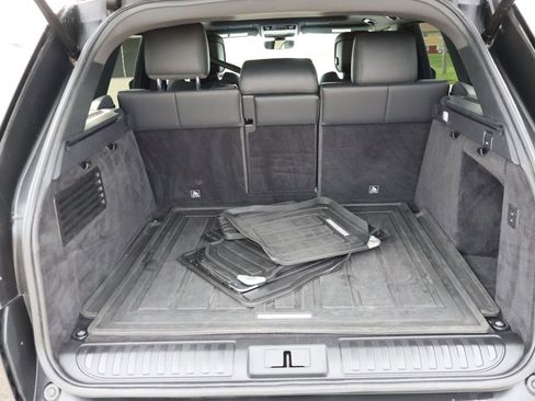 Used 2020 Land Rover Range Rover Sport HST image 16