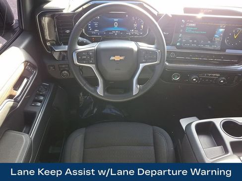 Used 2024 Chevrolet Silverado 1500 LT image 16