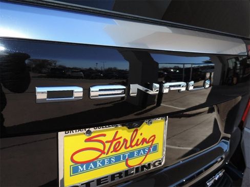 Certified 2025 GMC Yukon Denali image 19