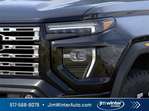 New 2026 GMC Canyon Denali image 10