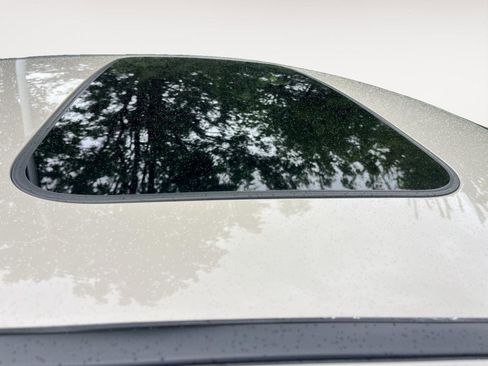 Used 2017 Honda CR-V EX-L image 9