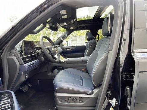 New 2026 INFINITI QX80 Sport w/ Sport Exterior Package image 34