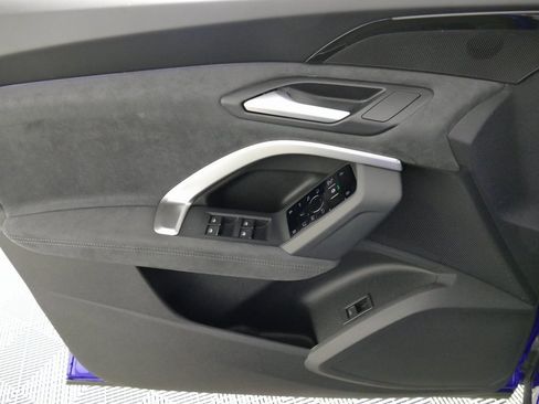 New 2025 Audi SQ5 Premium image 10