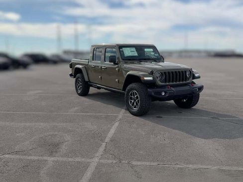New 2026 Jeep Gladiator Rubicon image 17