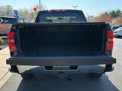 Used 2018 Chevrolet Silverado 1500 LT w/ All Star Edition image 7