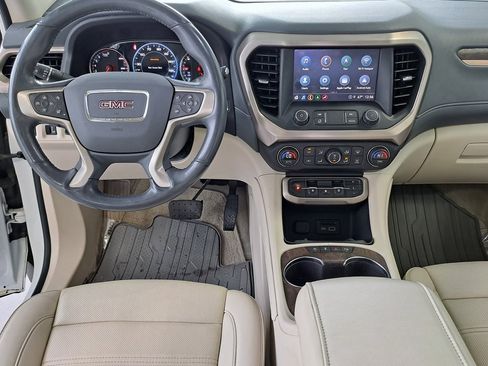 Used 2021 GMC Acadia Denali w/ Denali Technology Package image 29