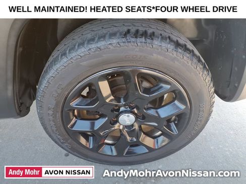 Used 2015 Jeep Renegade Latitude w/ Cold Weather Group II AWD/4WD image 13