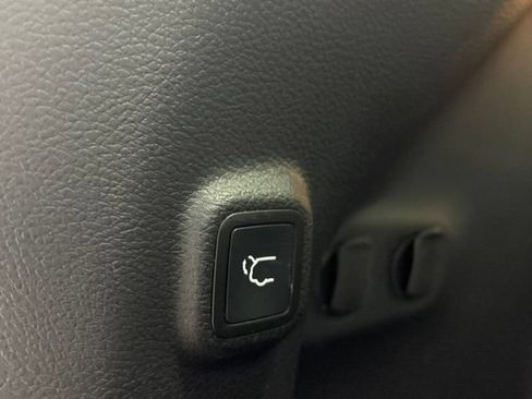 Used 2021 Jeep Cherokee Limited AWD/4WD image 44