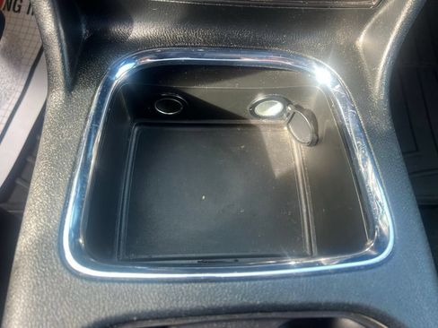 Used 2019 Dodge Grand Caravan GT FWD image 24