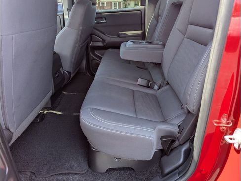 Used 2023 Nissan Frontier SV AWD/4WD image 18