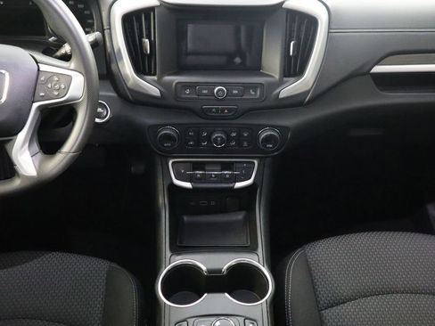 Used 2023 GMC Terrain SLE w/ Driver Convenience Package image 14