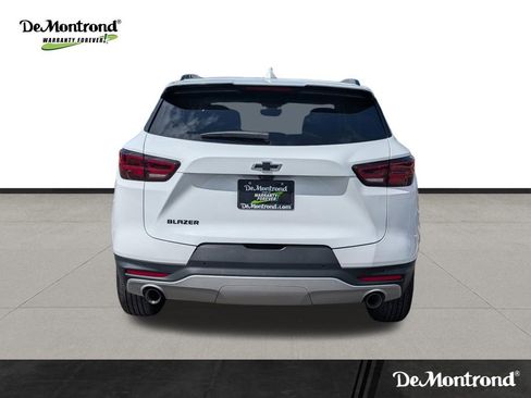 Used 2025 Chevrolet Blazer LT w/ Sound & Technology Package image 6