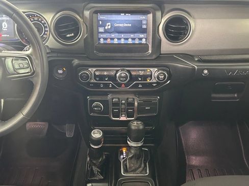 Used 2023 Jeep Wrangler Unlimited Sport AWD/4WD image 2