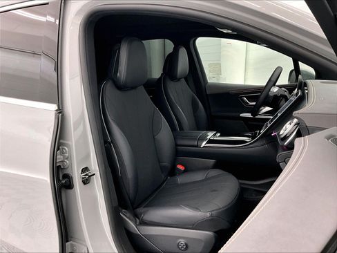 Used 2026 Mercedes-Benz EQE 320 4MATIC SUV image 6