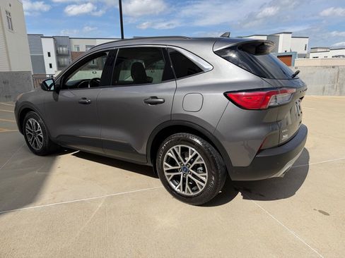 Used 2021 Ford Escape SEL image 5