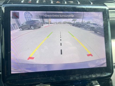 Used 2021 Jeep Grand Cherokee L Overland w/ Luxury Tech Group IV image 12