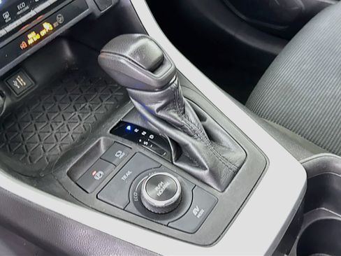 Certified 2023 Toyota RAV4 LE AWD/4WD image 16