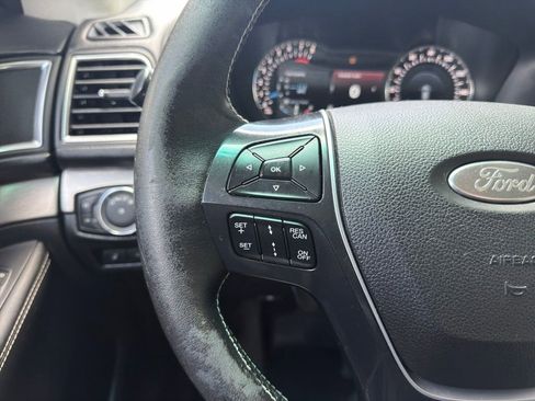Used 2016 Ford Explorer Platinum AWD/4WD image 15