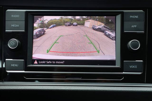 Used 2024 Volkswagen Jetta SE FWD image 18