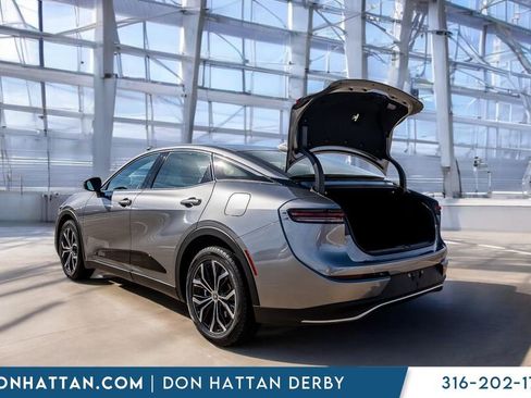 Used 2023 Toyota Crown XLE image 31