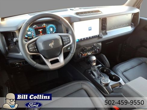 New 2025 Ford Bronco Badlands image 6