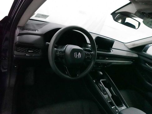 Used 2023 Honda Accord EX image 15