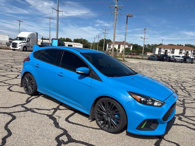 Used 2017 Ford Focus RS AWD/4WD image 3