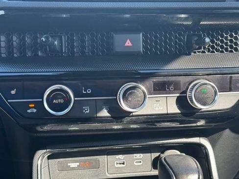 Used 2025 Honda CR-V Sport Touring image 28