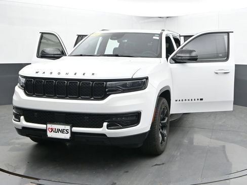 Used 2024 Jeep Wagoneer Series II AWD/4WD image 58