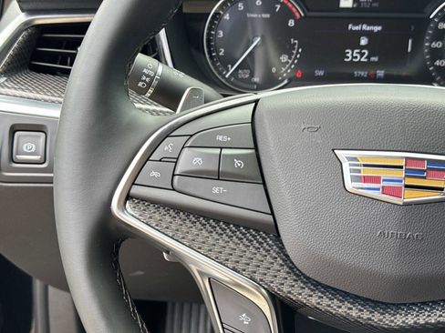 New 2025 Cadillac XT5 Sportv AWD/4WD image 30