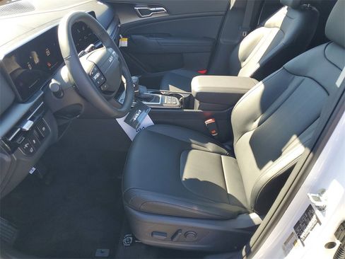 New 2026 Kia Sportage EX image 5