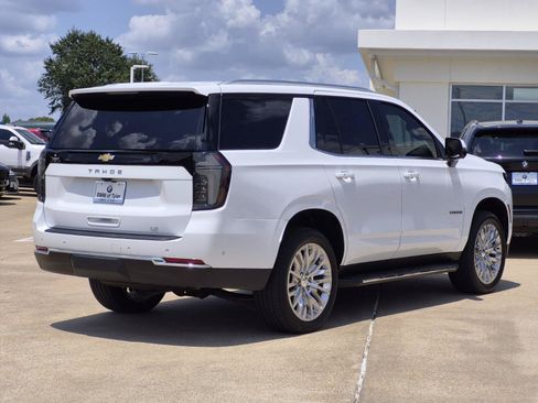 Used 2025 Chevrolet Tahoe LT w/ Comfort Package RWD image 6