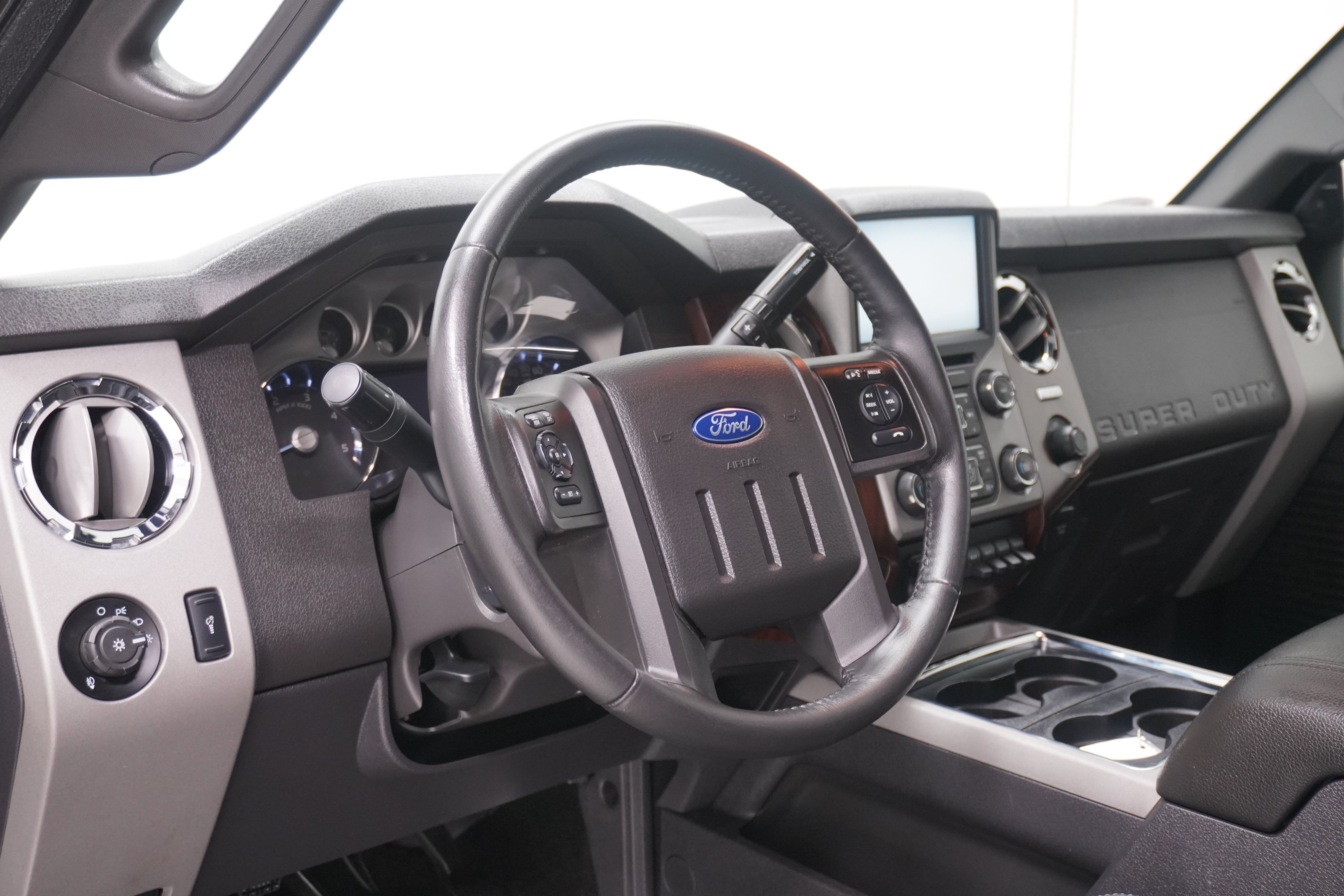 Used 2015 Ford F350 Lariat w/ Lariat Ultimate Package AWD/4WD image 10
