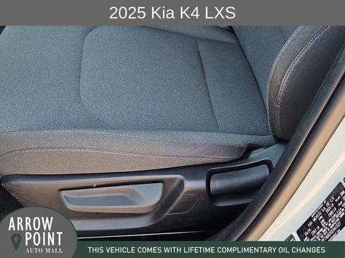 Used 2025 Kia K4 FWD image 23