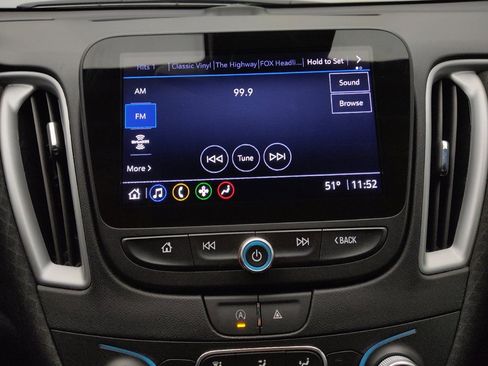 Used 2024 Chevrolet Malibu LT FWD image 25