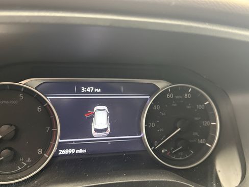 Used 2023 Nissan Rogue S AWD/4WD image 11