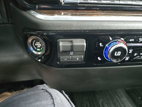 Certified 2025 GMC Sierra 2500 SLE w/ SLE Value Package; AWD/4WD image 22