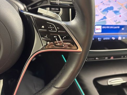 Certified 2025 Mercedes-Benz E 350 4MATIC Sedan image 31