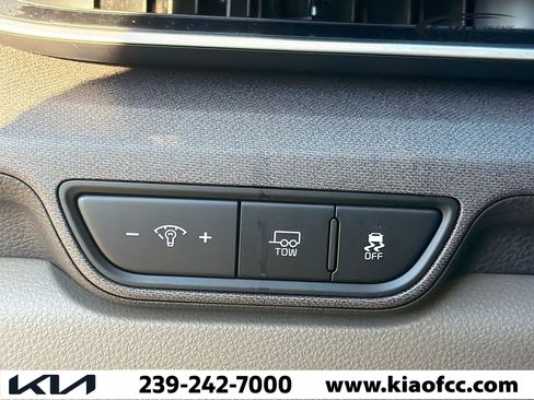 New 2026 Kia Carnival SX image 33