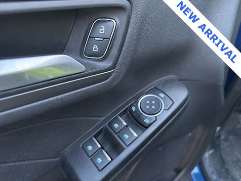 Used 2023 Ford Escape SE image 18