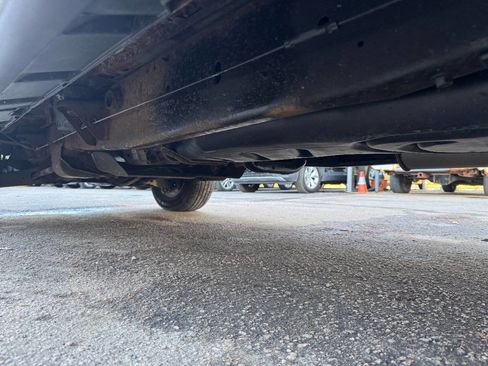 Used 2005 Ford Explorer Sport Trac XLT image 19