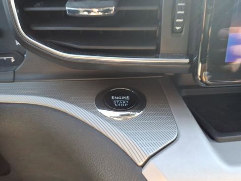 Certified 2024 Ford Explorer XLT w/ Equipment Group 202A image 25